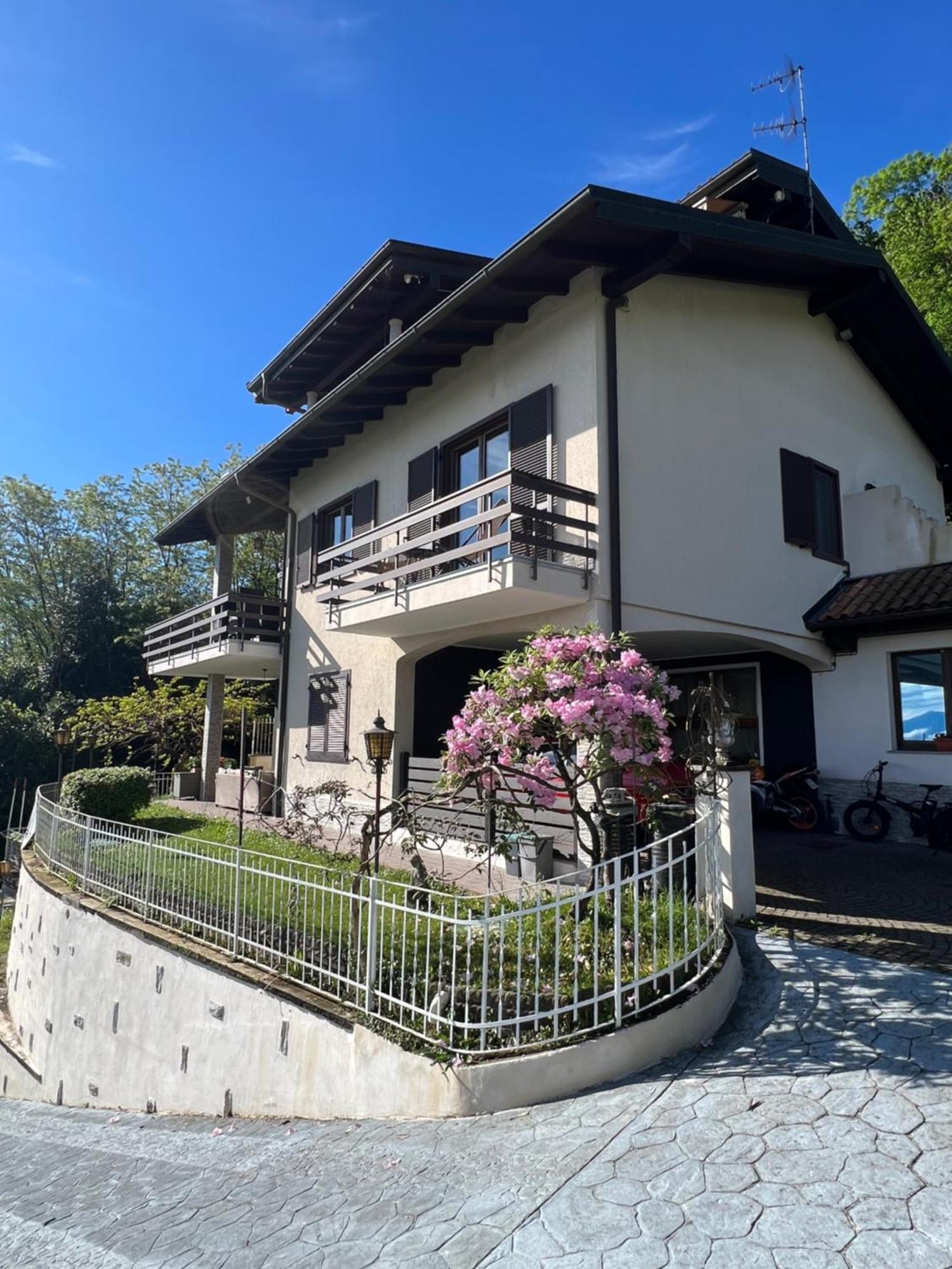Panorama Panzió Someraro Kültér fotó